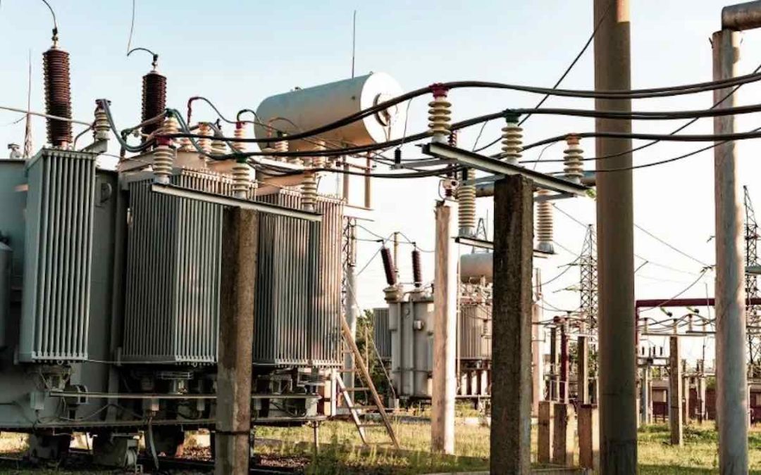How Do You Wire Wiring A Single Phase Transformer Safely?